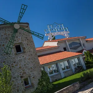 Le Moulin Des Gardelles Hotel